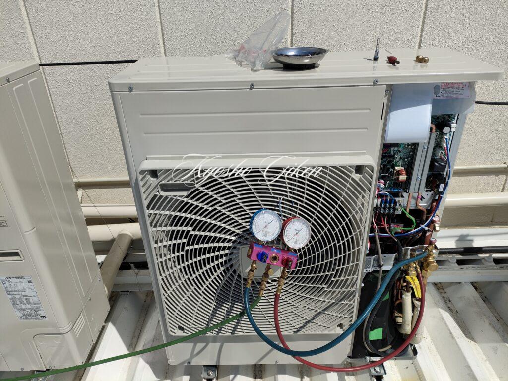 浜松市にて空調機更新工事を実施しました。