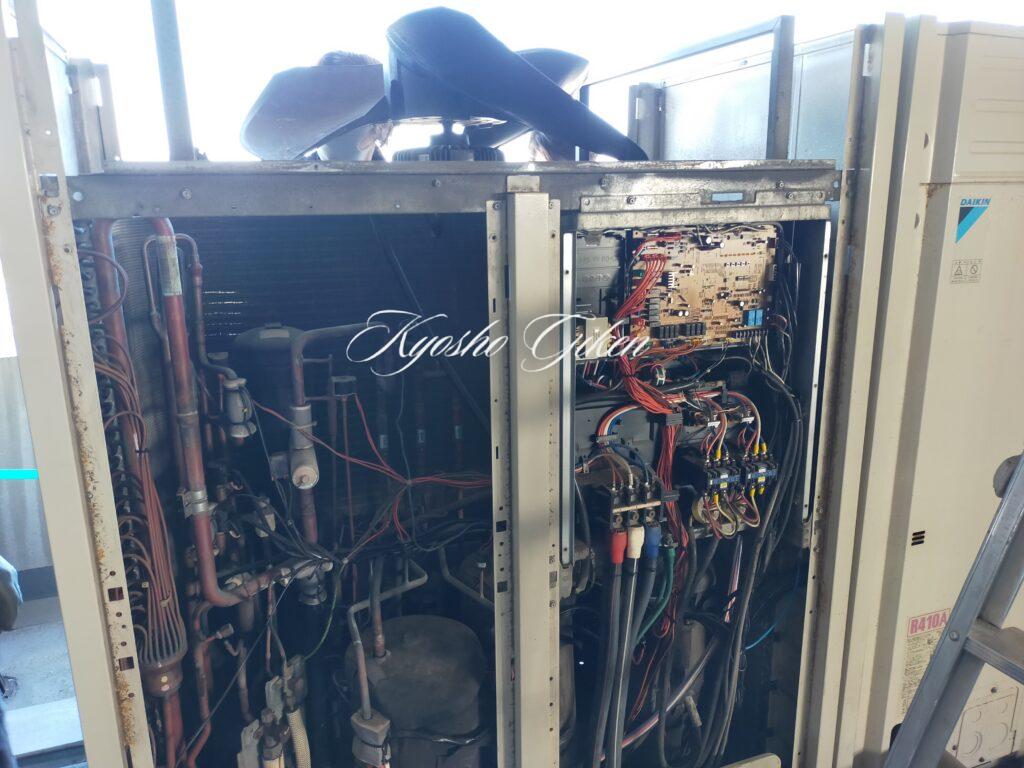 浜松市にてエアコンメンテナンスを実施