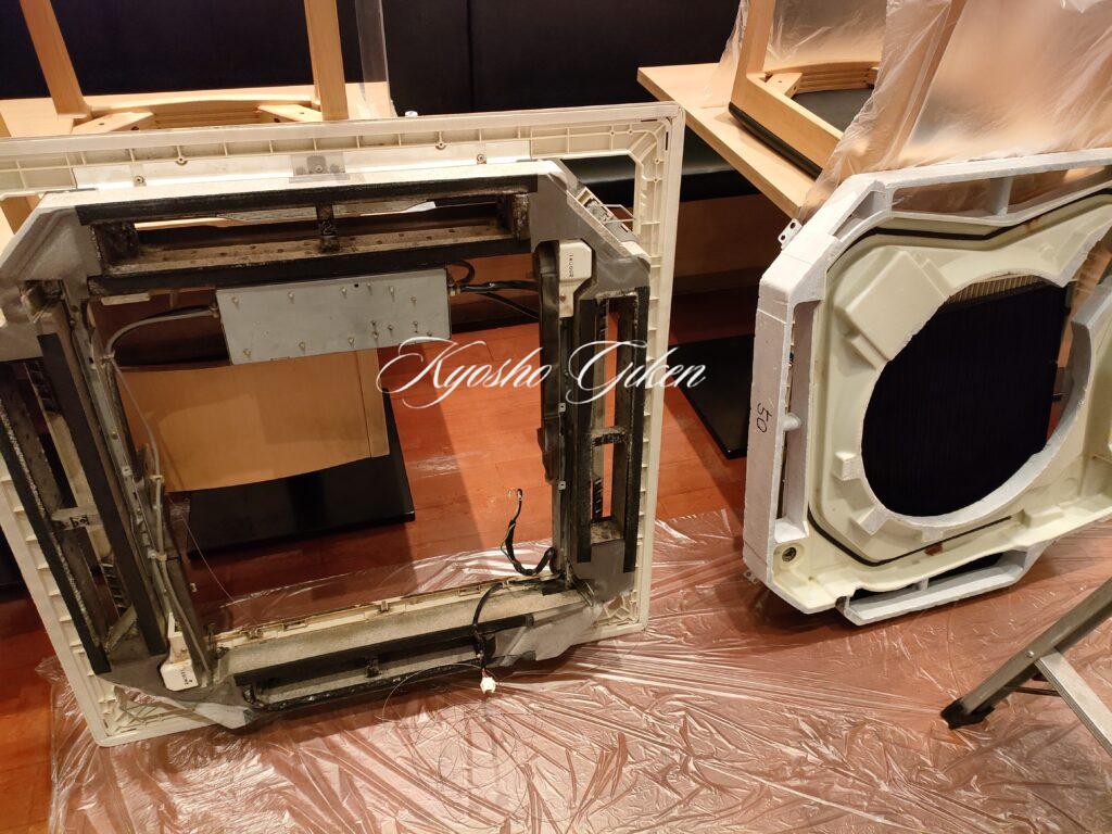 浜松市の飲食テナント様にて空調設備修理を実施、ダイキン工業製の天カセエアコン洗浄作業をしました。