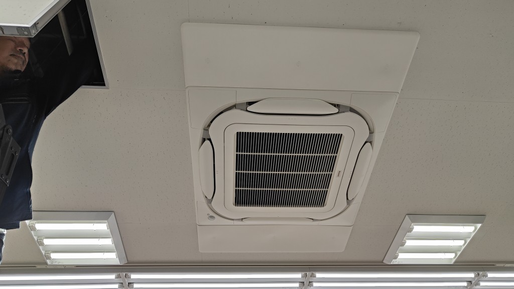 更新後の室内機完成の様子